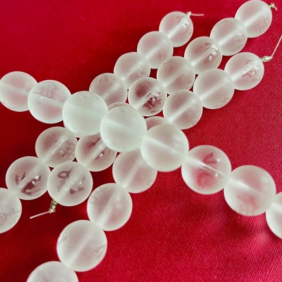 As Low As $2 Matte Crystal Etched Chinese Buddha Lotus Round Beads 16mm (8) - Picture 2 of 3